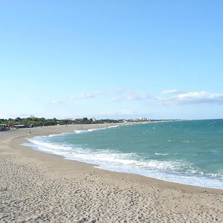 Apartament Renove Climatise A 300m Avec Parking - Fr-1-732-68 *