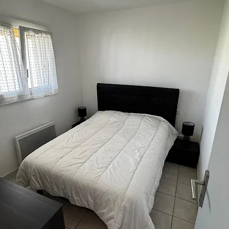 Apartament Renove Climatise A 300m Avec Parking - Fr-1-732-68 *
